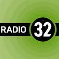 Radio 32 Radio Logo